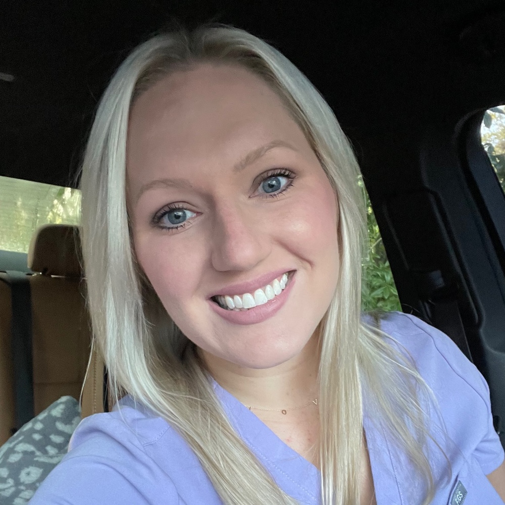 Meet your Posher, Candace